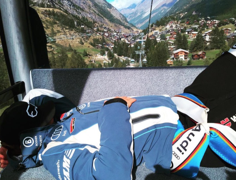 A short rest in the gondola
