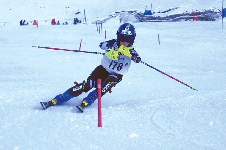 Children's slalom race, bib 118