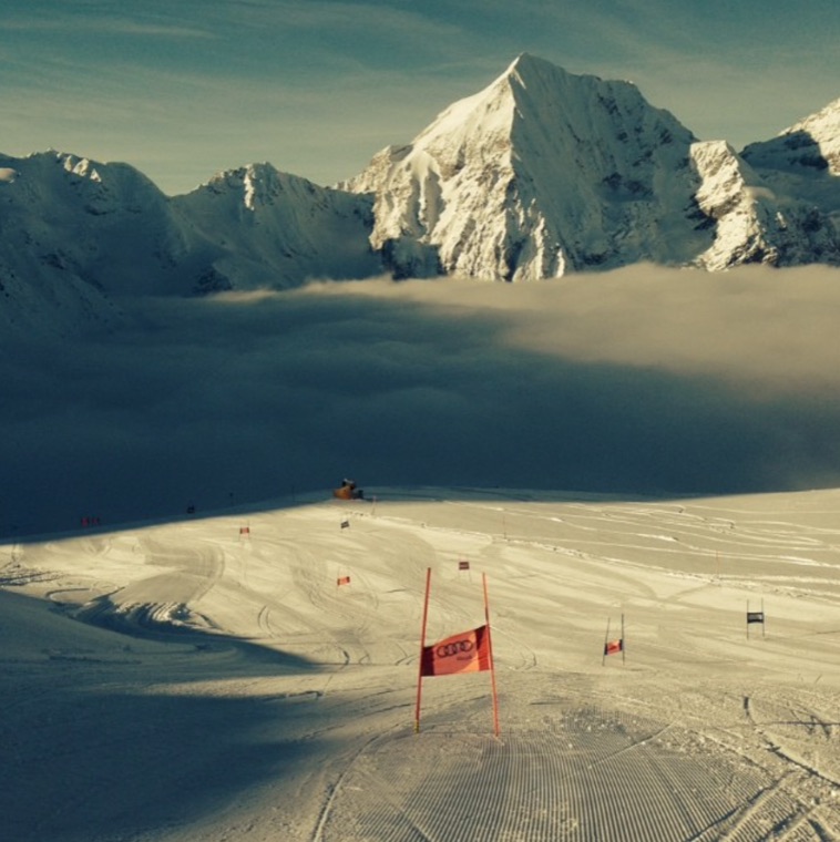 Race course above a sea of clouds